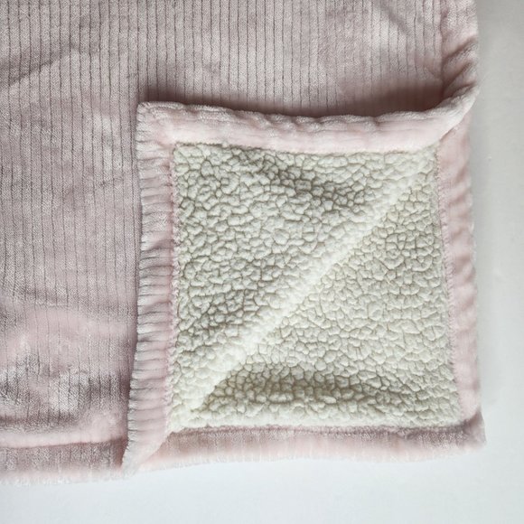 Mon Lapin Baby Girl Blanket Solid Pink Ribbed Cream Sherpa Security Blanket - Picture 6 of 8